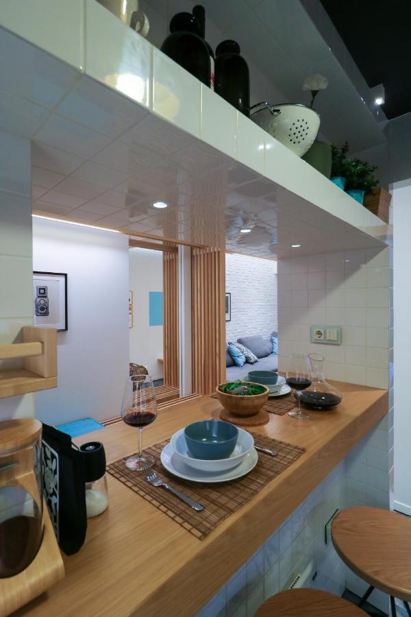 Superior Central Apt|3Min To Metro|Ac|Netflix|Imac Athens Exterior photo